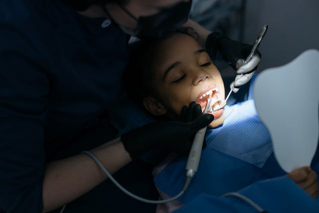 How to Spot Dental Discomfort in Your Little Ones